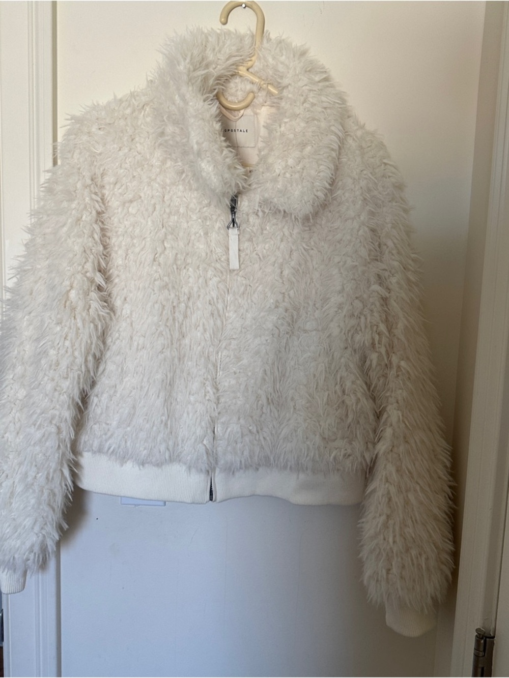 Aeropostale Ivory Faux Fur Teddy Bomber Jacket